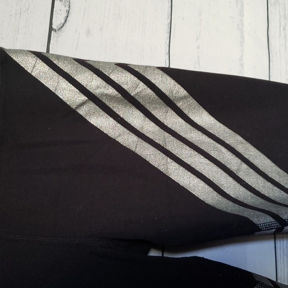 Alo yoga capri leggings - Picture 2 of 7